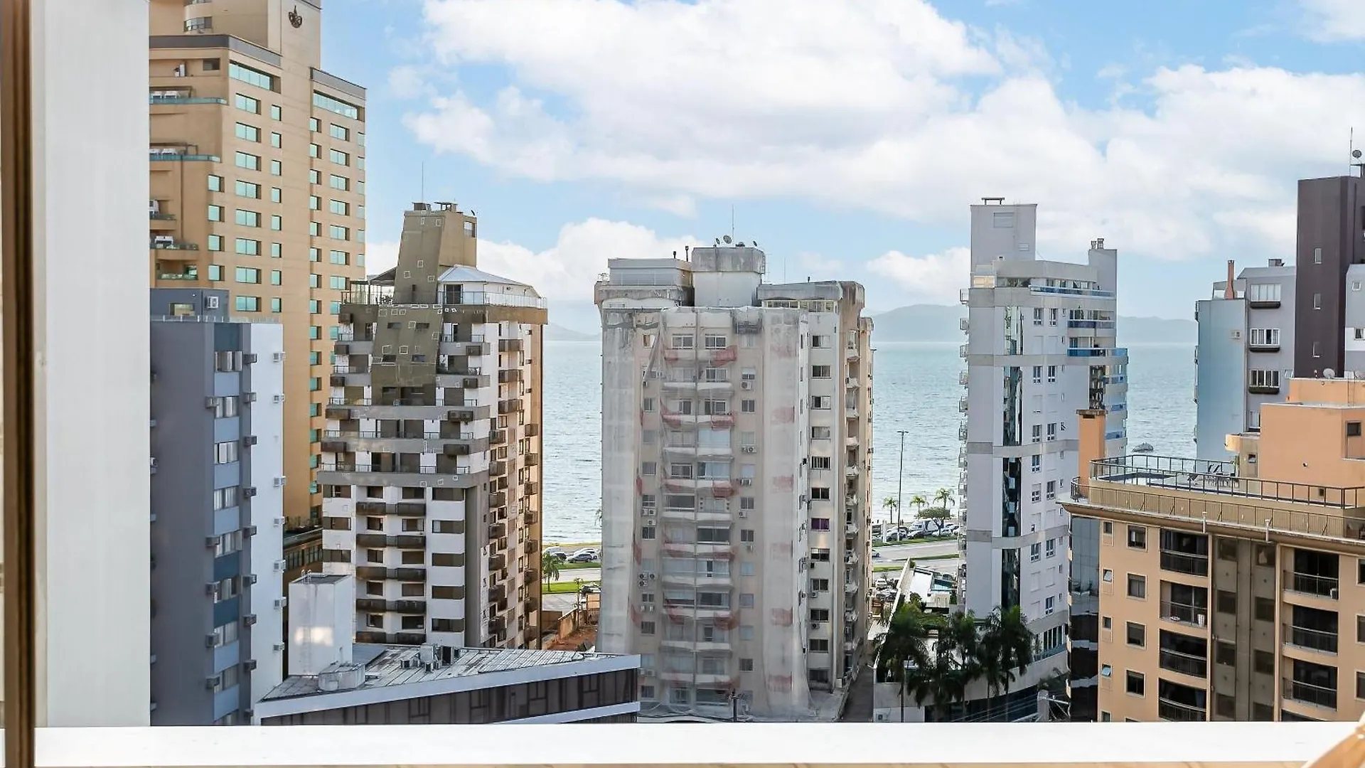 Wi-Fi 300Mb | Vista Parcial Do Mar | Piscina #Ca66 Lägenhet Florianópolis Brasilien